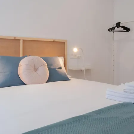 Avg Palencia 3 Apartment