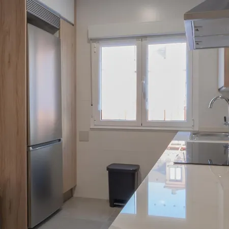 Av Palencia 3 Apartment