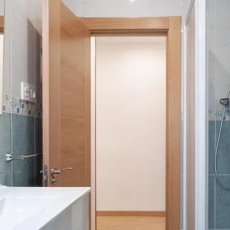 公寓 Avg Palencia 3 *