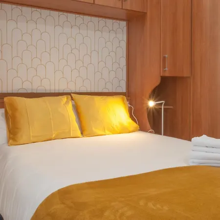 Apartment Avg Palencia 3 *